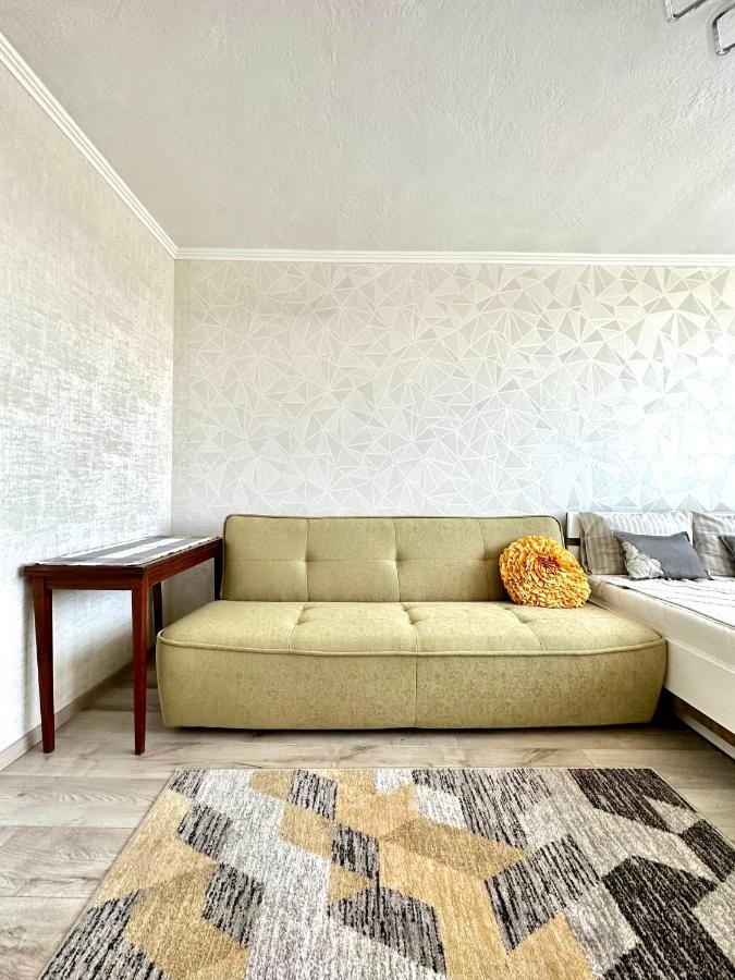 Ochota Apartment Warschau Buitenkant foto